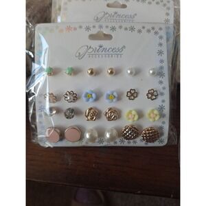 Princess Accessories 12 Pairs Stud Multicolor Flower Circle Shaped Earrings